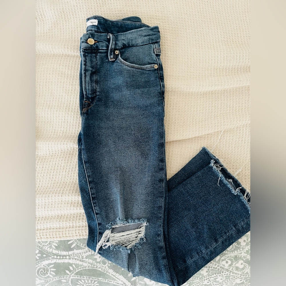 Good American Ankle Cropped Jeans - Picture 4 of 5